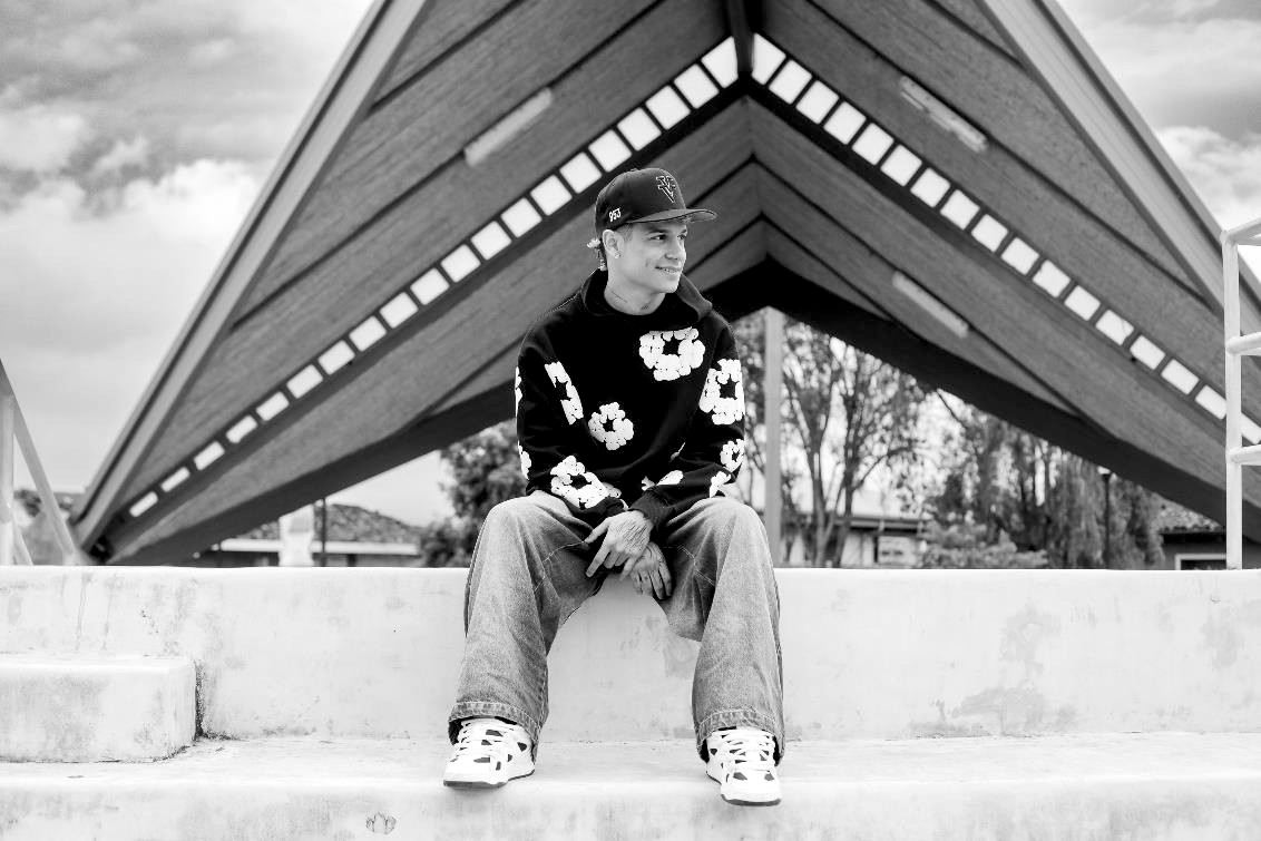 Procedente Deluxe: Kavvo y la resiliencia de un artista costarricense